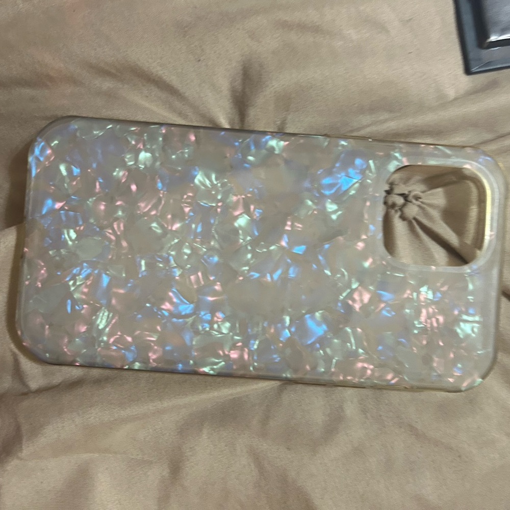 A medium variety of phone cases of all different sizes